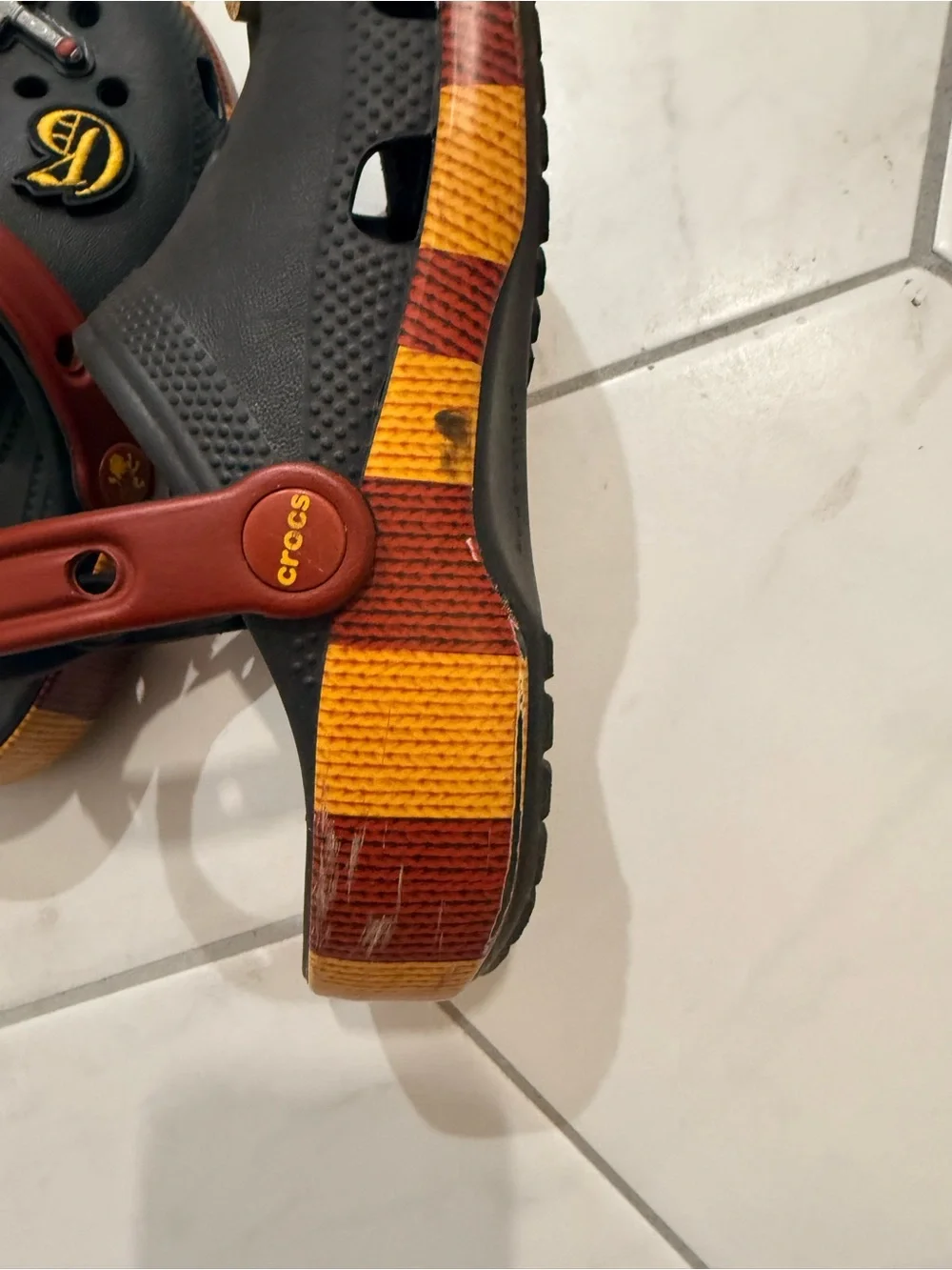 Crocs kids Black & Red Magical Gryffindor Clog Shoes j3